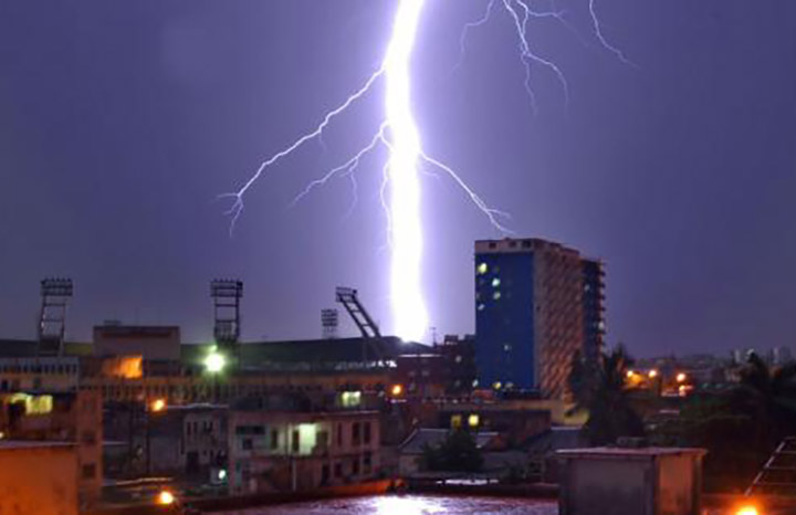 0611 tormenta electrica