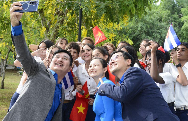 Intercambio Cuba-Vietnam fortalece lazos bilaterales