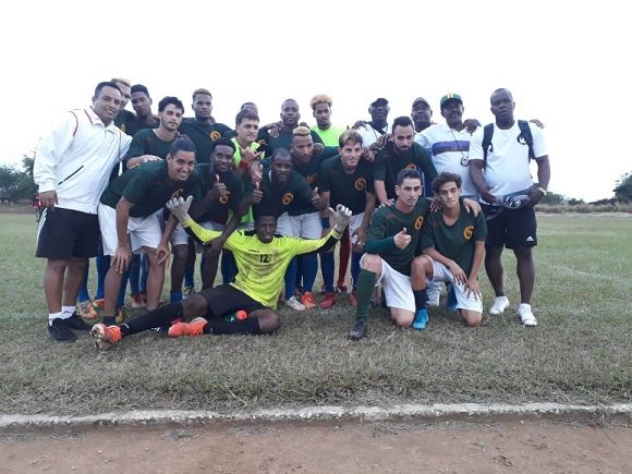 Hino do Fútbol Club Pinar del Río - Cuba 