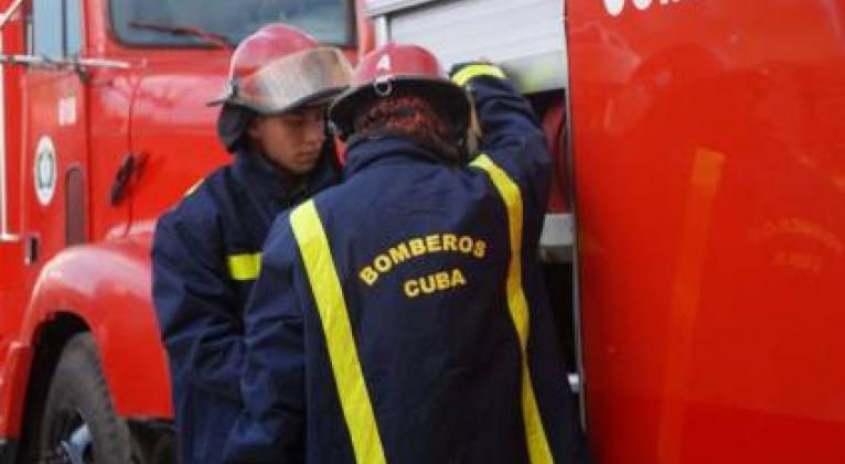 bomberos_cubanos_0