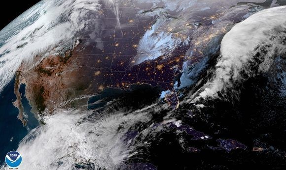 Un frente frío comenzó a influir sobre el extremo occidental del país desde la tarde-noche del 29 de enero. Imagen del satélite GOES-16, NOAA.