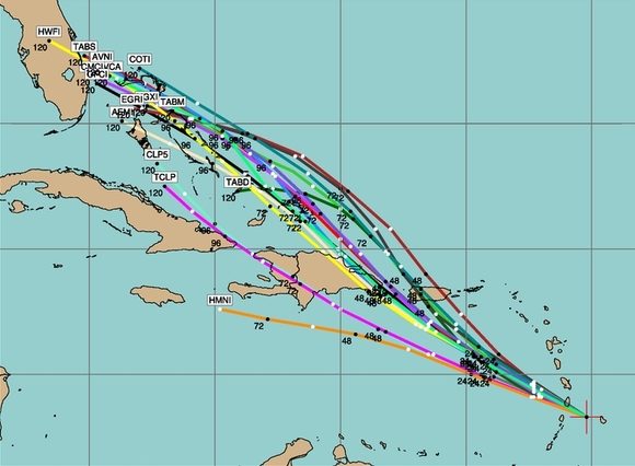 Haz de trayectorias de los modelos/Tropical Cyclone Guidance Project.