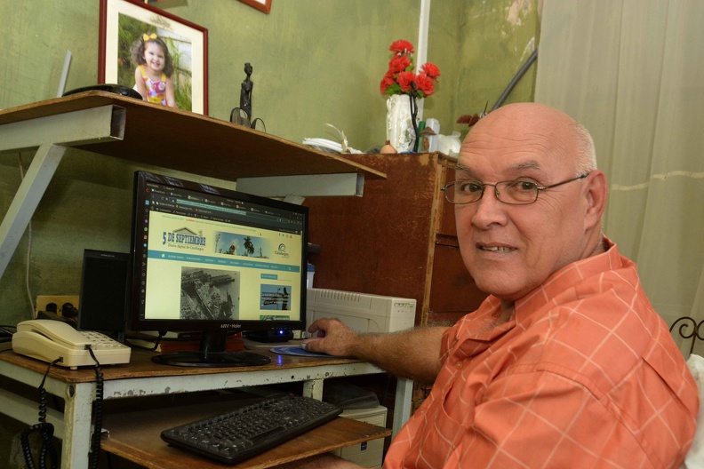 Premio Provincial de Periodismo Antonio Hurtado del Valle por la Obra de la Vida a Héctor Castillo Toledo