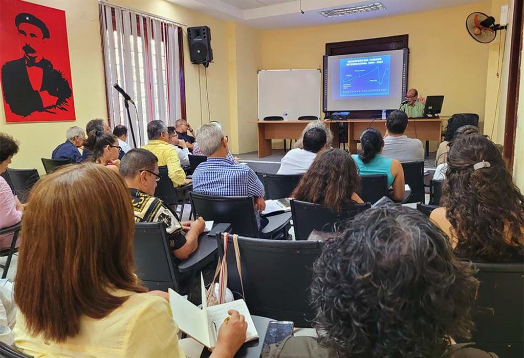 Seminario sobre turismo