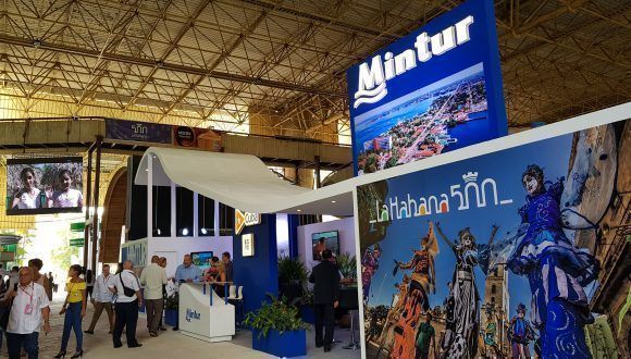 La Habana, próxima a sus 500 años, protagonista de FIHAV 2018. Foto: Lisandra Romeo/ Cubadebate. La Habana, próxima a sus 500 años, protagonista de FIHAV 2018. Foto: Lisandra Romeo/ Cubadebate.
