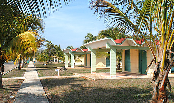  Hotel Playa Larga