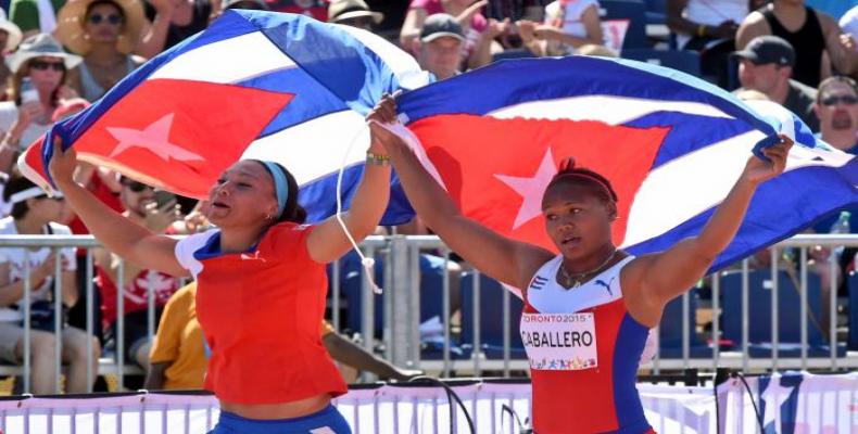 Yaimé Pérez y Denia Caballero Yaimé Pérez y Denia Caballero