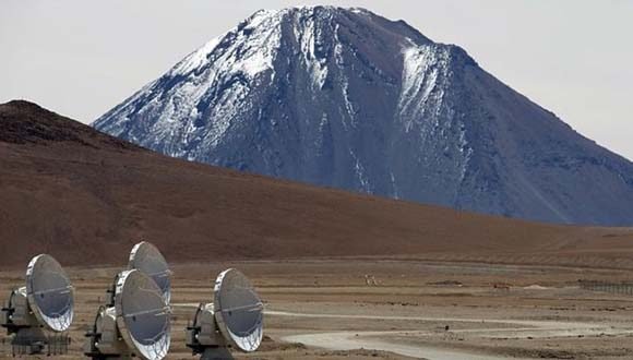 ALMA, la red de radiotelescopios de Atacama, Chile, participó en la iniciativa