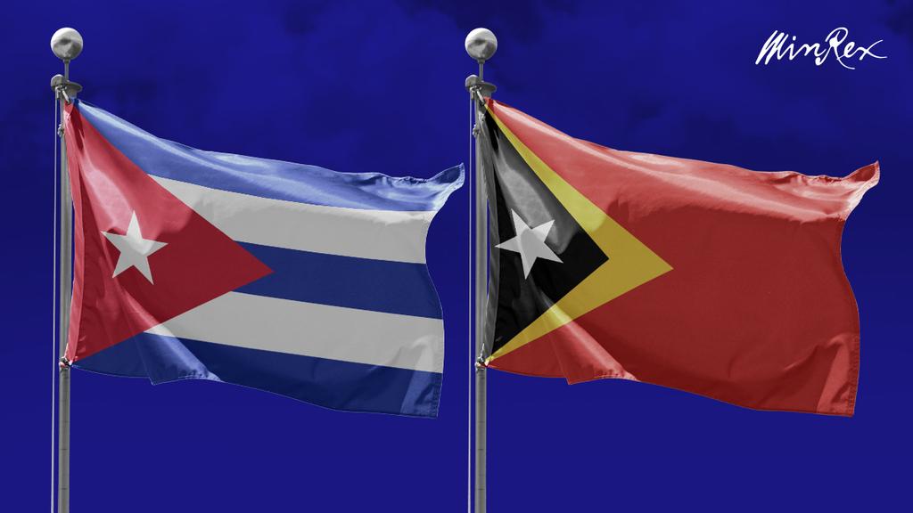 Bandera Cubana y de Timor Leste 