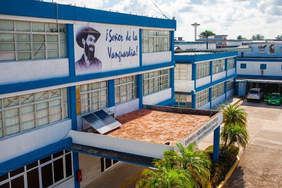 La EIE es la primera industria cubana que cubre toda su necesidad de energía eléctrica a partir de fuentes renovables. Foto: Enrique González (Enro)/ Cubadebate.