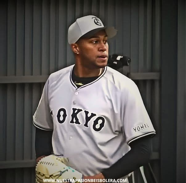 El cubano Raidel Martínez sorprendió durante su primera sesión de bullpen de la primavera. Foto tomada del perfil de JIT.