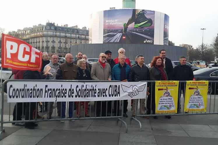 Exigen organizaciones solidarias francesas fin del bloqueo de EE.UU. a Cuba