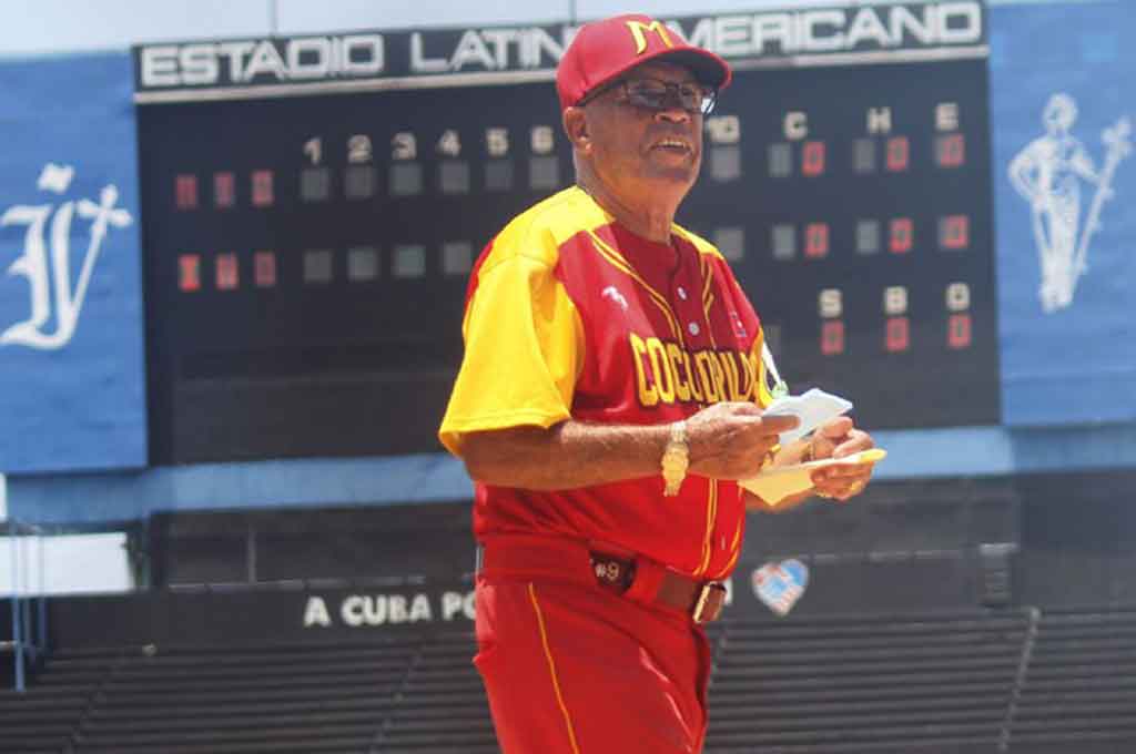 Descartan ictus a director del equipo de béisbol de Matanzas