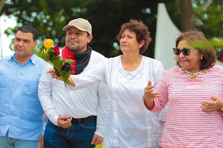 Preside Ministra cubana de Educación delegación que visita Nicaragua