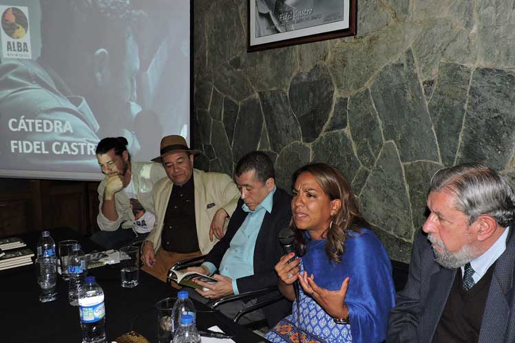 Integrantes de la iniciativa Alba Movimiento en Colombia