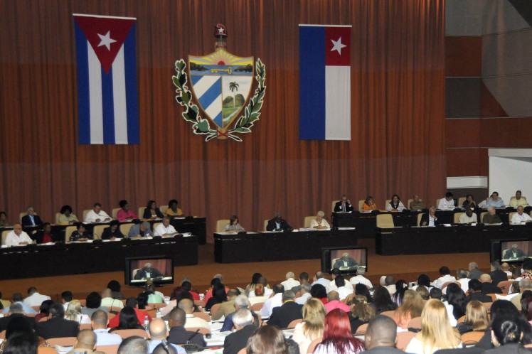 Parlamento cubano. FotosPL: Vladimir Molina Por Orlando Oramas Leon