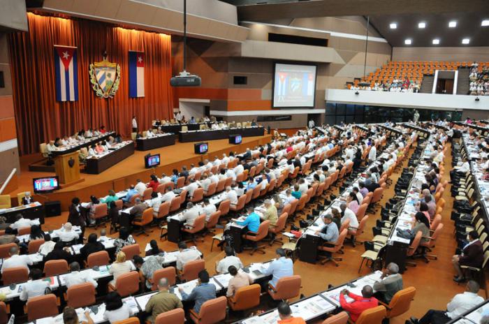 Convovan a Sesión Extraordinaria del Parlamento cubano