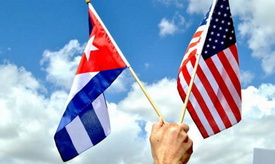 Banderas de Cuba y Estados Unidos