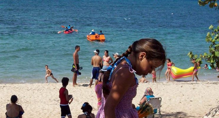 Disfrutes en el campismo popular Playa El inglés, de Cienfuegos