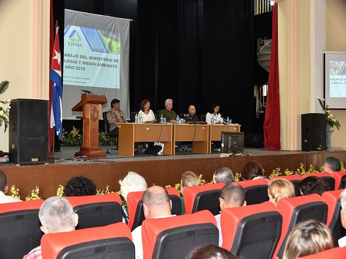 Informatización y Ciencia deben contribuir al desarrollo cubano