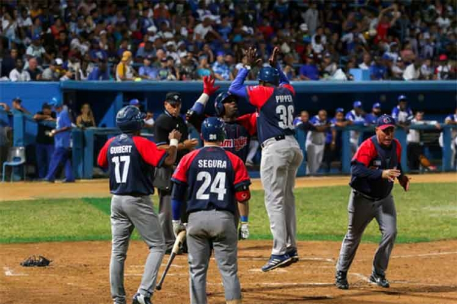 Camagüey regresa a la final de la pelota cubana 29 años después