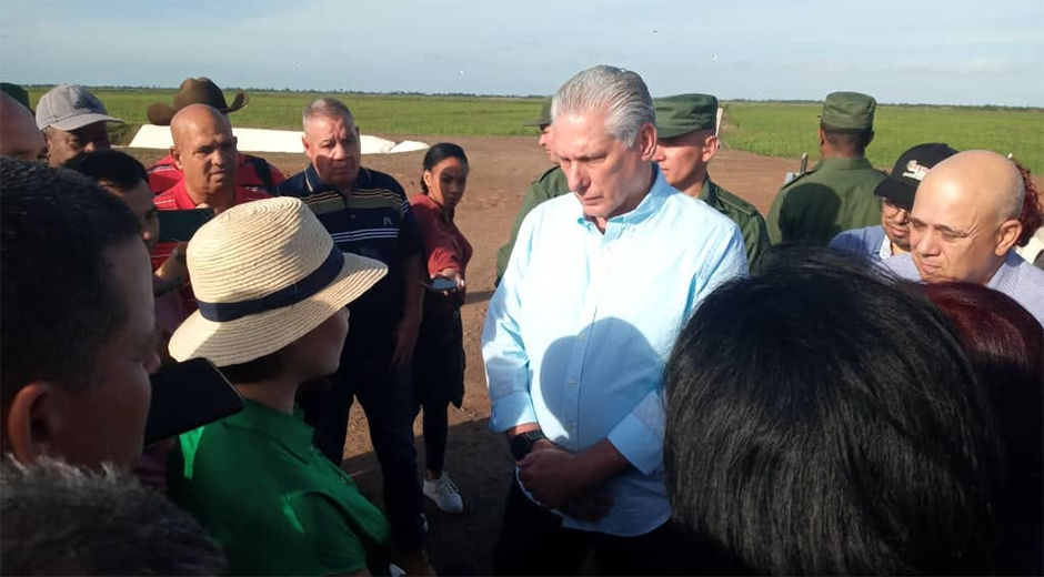 Díaz-Canel manifestó su interés por que el proyecto marche bien para afianzar la cooperación y que en el menor tiempo posible Cuba se pueda autoabastecer de arroz y lograr la soberanía alimentaria. Foto: Periódico Guerrillero.