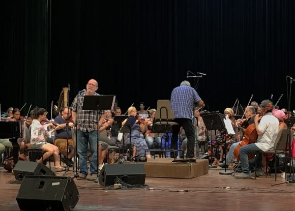 Ensayo de la Sinfónica con Silvio Rodríguez para las actuaciones que comienzan hoy 9 de mayo  en España. Foto: Oni Acosta