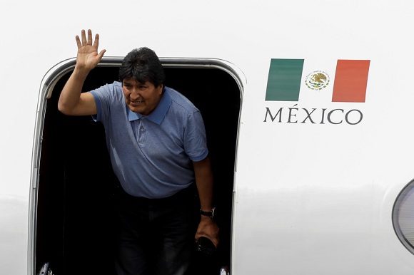 Evo Morales a su llegada a México