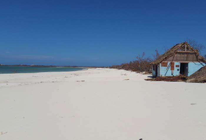 Playa Flamenco, posterior al embate del huracán