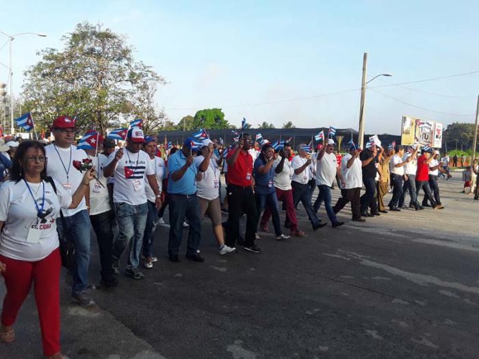 Marcha obrera en Bayamo