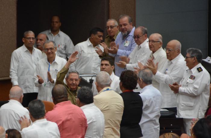  Imagen del recibimiento a Raúl