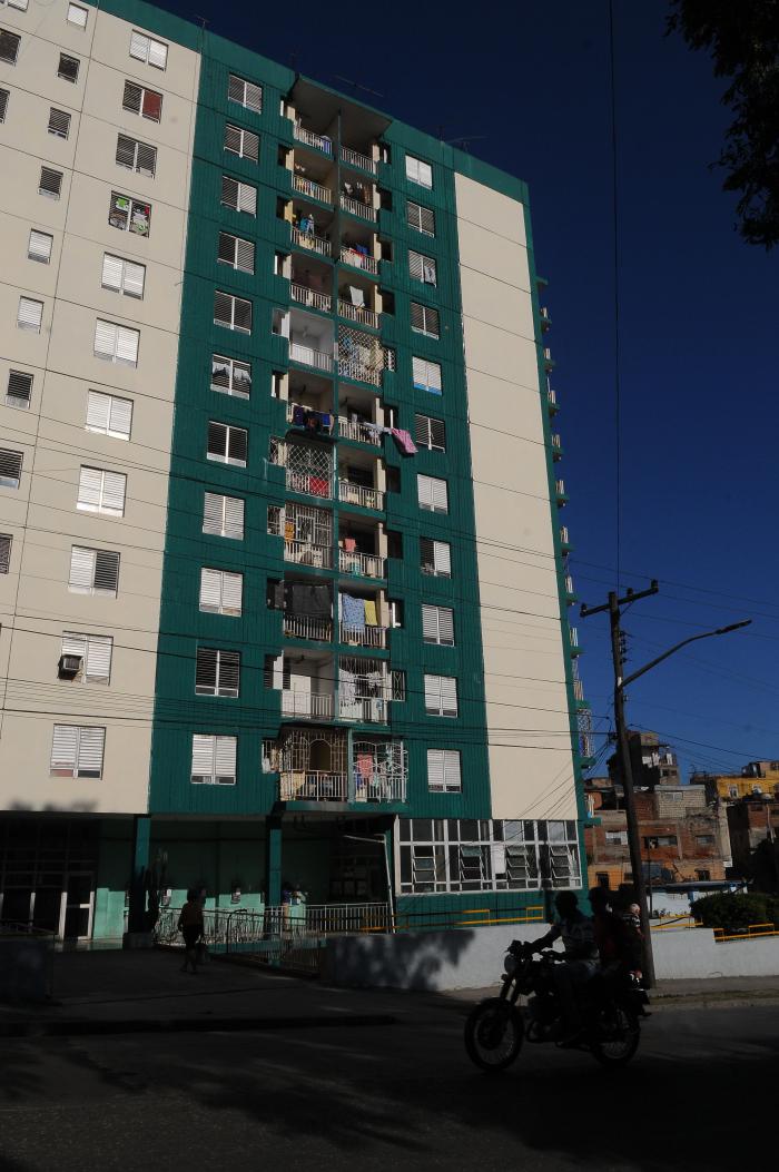 ¿Cómo se podrá actualizar e inscribir el título de propiedad de la vivienda?