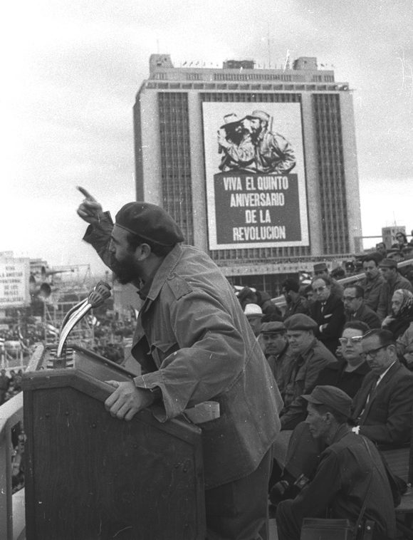 Fidel en el V aniversario del Triunfo de la Revolución Cubana.