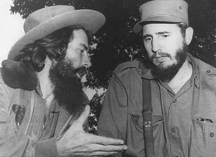Camilo Cienfuegos: Imagen del Pueblo