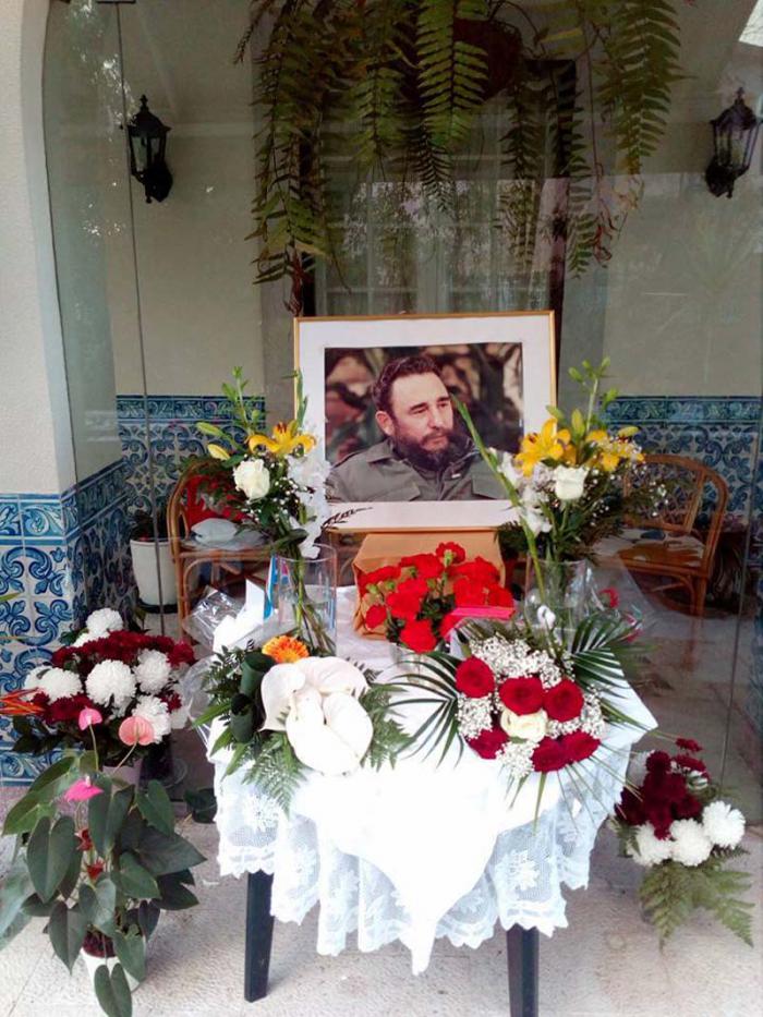 Homenaje a Fidel en la embajada de Cuba en Portugal