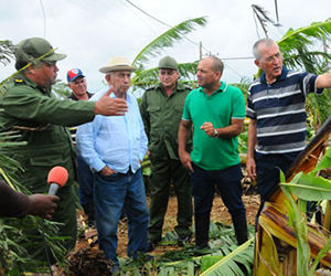 Machado Ventura: La situación es tensa, pero vamos a salir adelante Machado Ventura: La situación es tensa, pero vamos a salir adelante