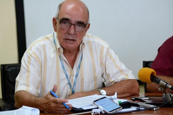 Wilfredo López Rodríguez, Director de regulaciones del Ministerio de Comunicaciones. Foto: Ariel Ley Royero. ACN.