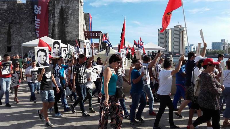 Peregrinación en La Habana por el Día de los Mártires de la Revolución
