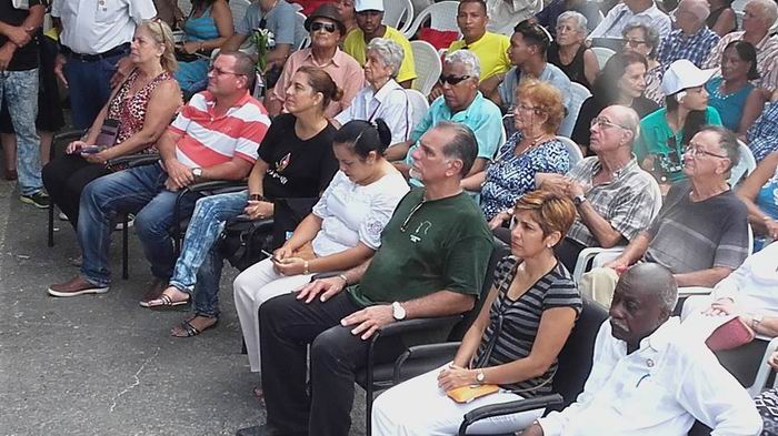 Peregrinación en La Habana por el Día de los Mártires de la Revolución