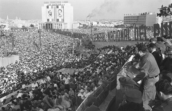 La Plaza de la Revolución ha sido testigo inigualable de la obra de Fidel al frente de la Revolución Cubana. 