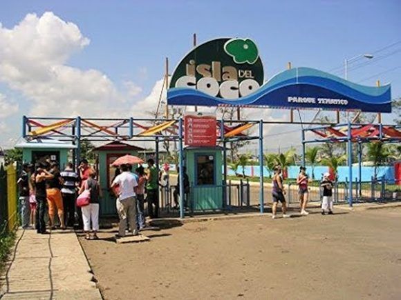 El parque abre a la población a las 10 de la mañana