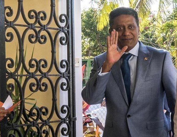 Presidente de Seychelles inaugura embajada en Cuba