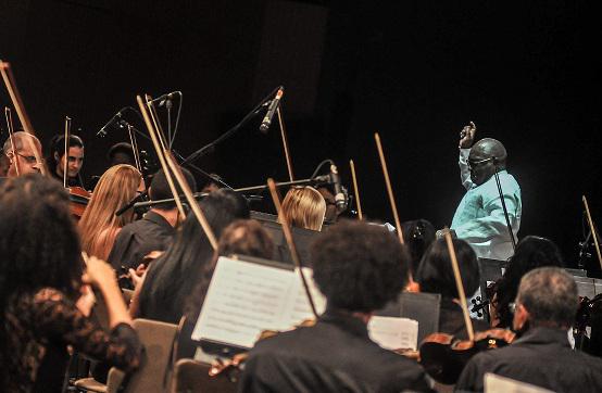 Con el homenaje a Juan Formell y Adalberto Álvarez se inició la fiesta cubana del disco en este 2018. Foto: Ariel Cecilio Lemus
