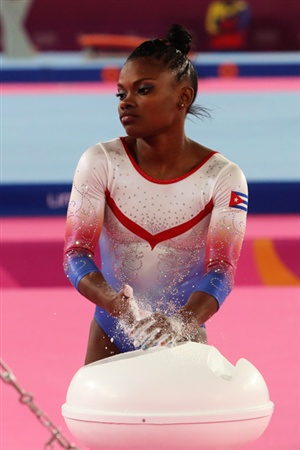 Yesenia Ferrera consiguió medalla de plata del concurso individual femenino en el caballo de salto