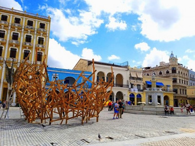 La Habana ya con aires de Bienal