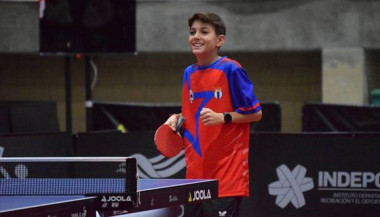 Joven ofrece a Cuba triunfo en tenis de mesa durante torneo en Nueva York