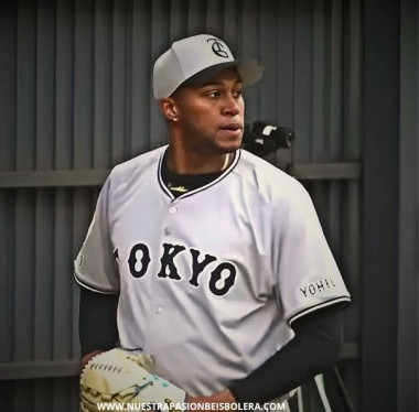 El cubano Raidel Martínez sorprendió durante su primera sesión de bullpen de la primavera. Foto tomada del perfil de JIT.