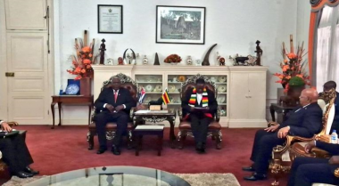 Presidente de Zimbabwe recibe a titular del Parlamento de Cuba