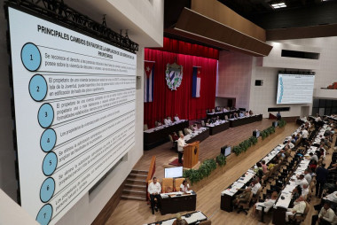 Asamblea aprueba nueva Ley de Vivienda en Cuba